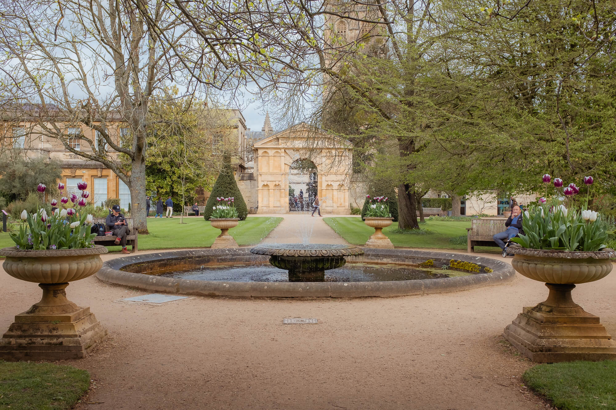 Oxford and the Shire, photograph 4