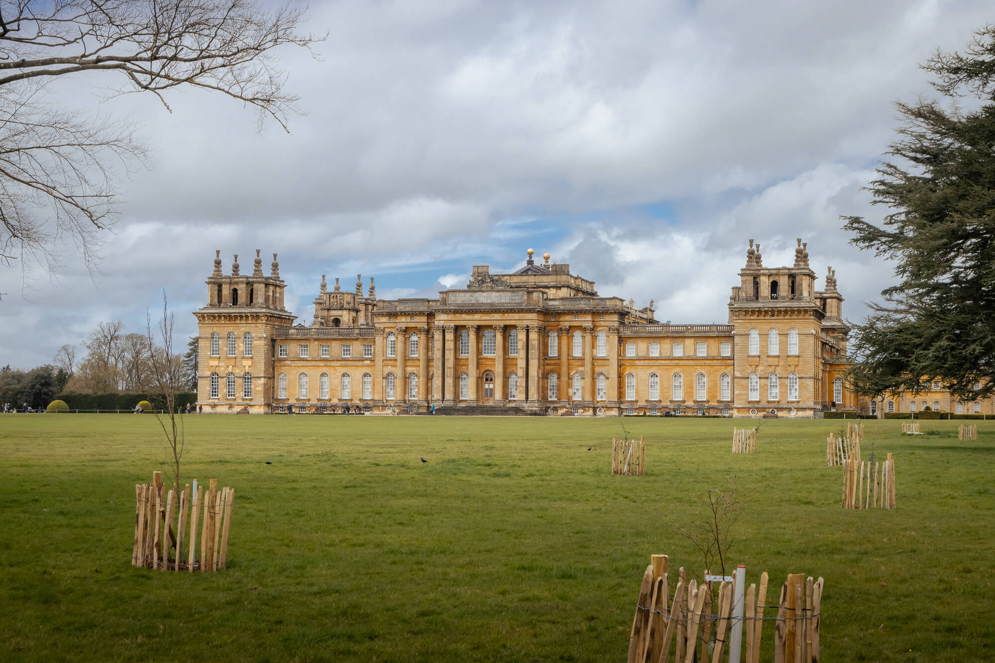 Oxford and the Shire, photograph 9